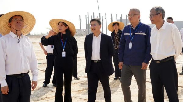 欽州市市長、自貿區欽州港片區管委主任 王雄昌調研中偉欽州產業基地